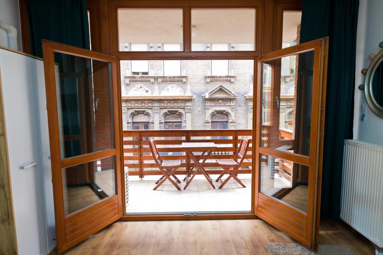Lovag Studio Apartment Budapest Exterior foto